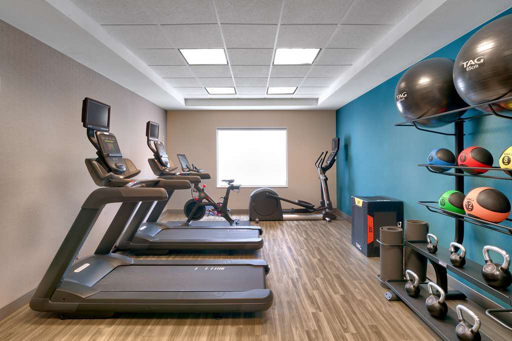 Фото Hampton Inn & Suites Ft. Worth-Burleson