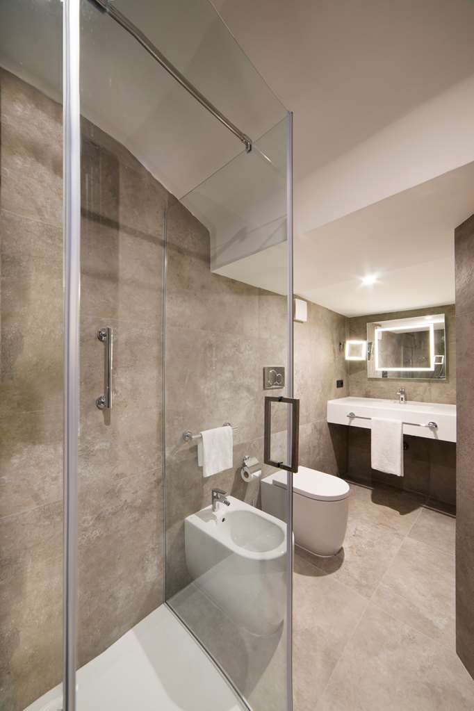 Фото Radisson Blu Ghr Hotel, Rome