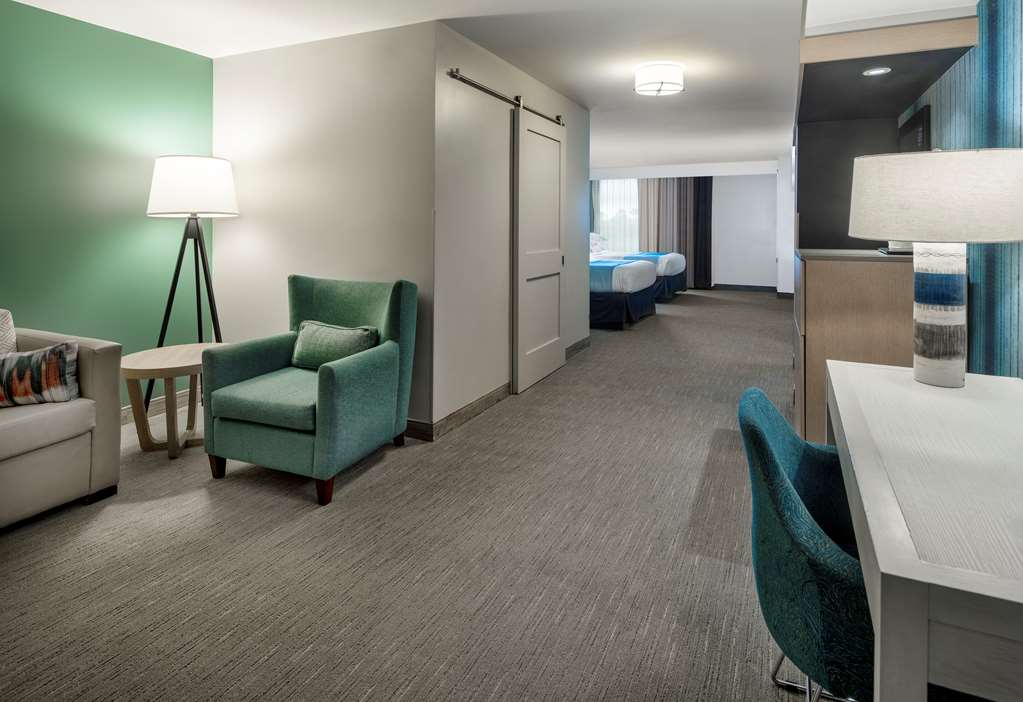 Фото SunCoast Park Hotel Anaheim, Tapestry Collection by Hilton