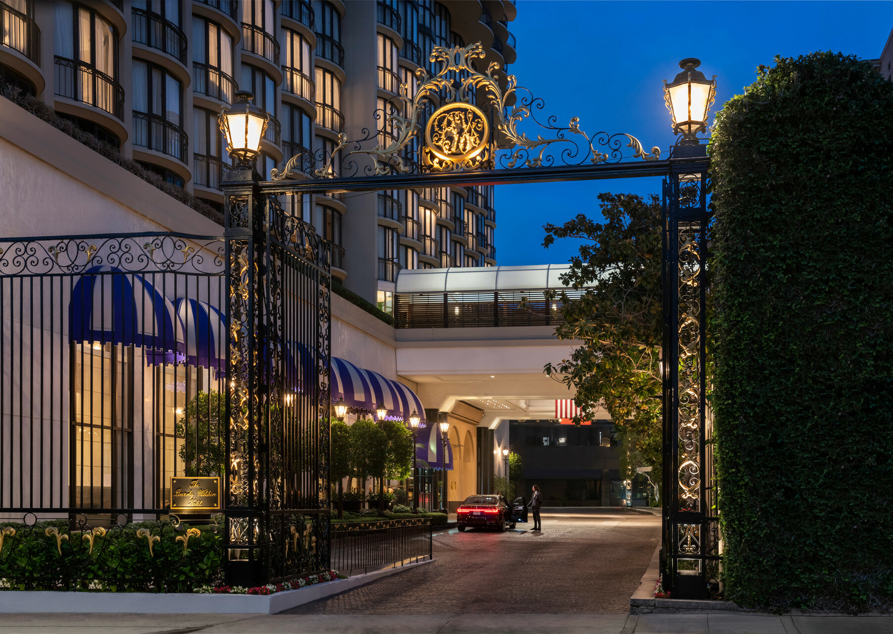 Фото Beverly Wilshire, A Four Seasons Hotel