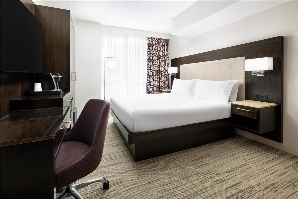 Фото Hilton Garden Inn New York-Times Square Central
