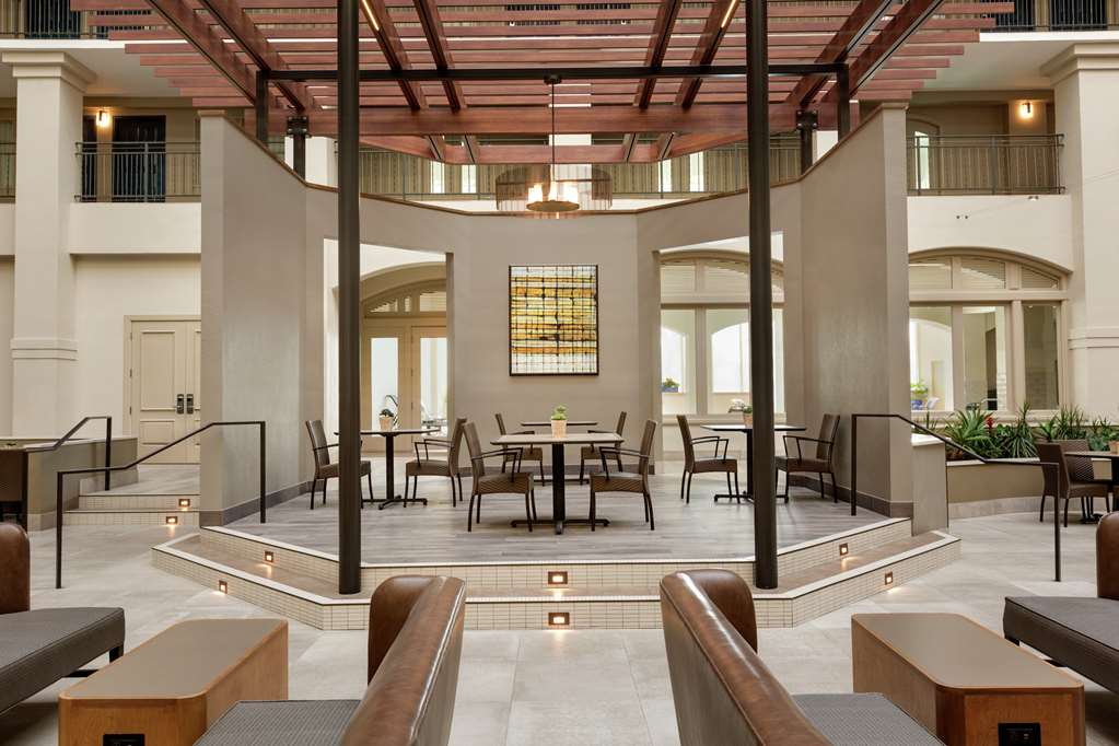 Фото Embassy Suites by Hilton Milpitas Silicon Valley