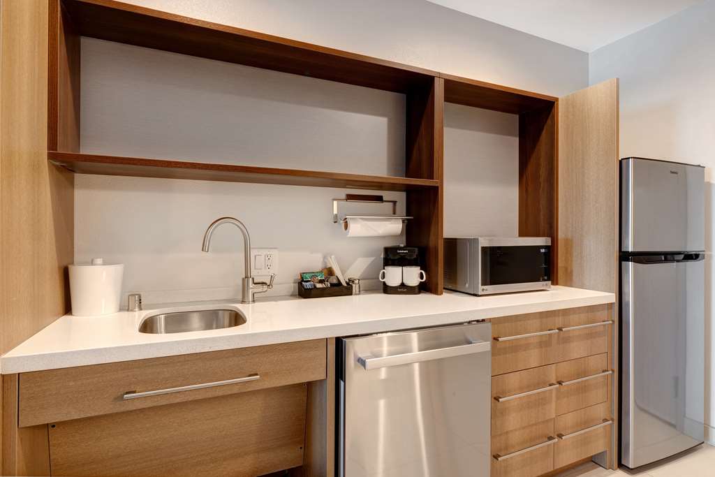 Фото Home2 Suites by Hilton Las Vegas Northwest