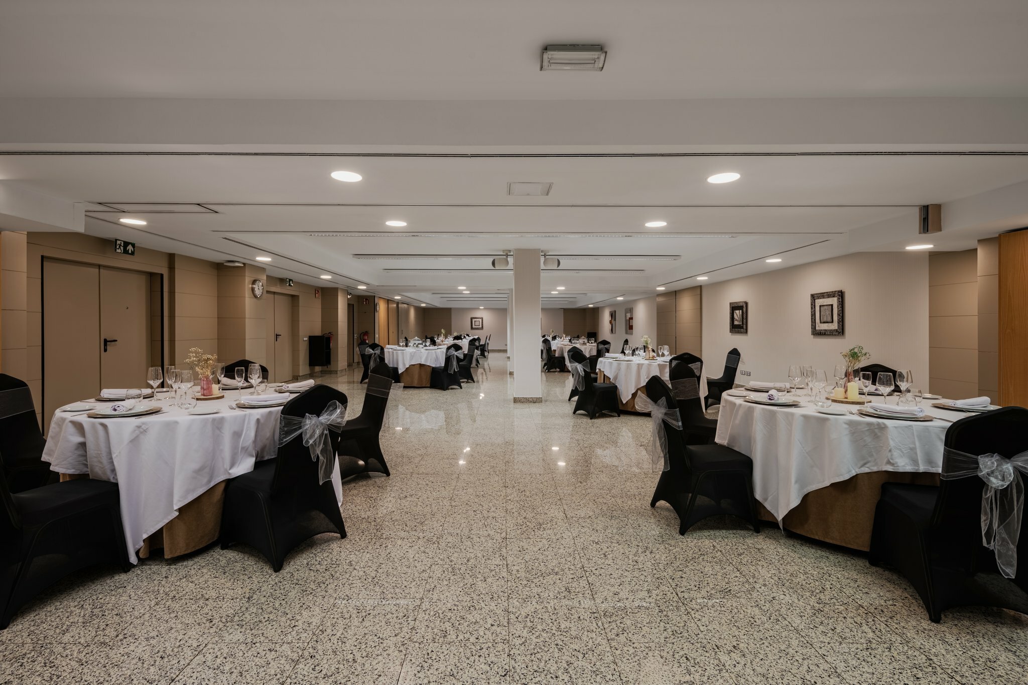 Фото Crowne Plaza Madrid Airport, an Ihg Hotel