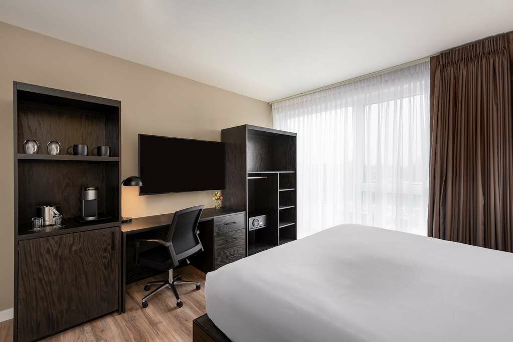 Фото Holman Riverfront Park Hotel Salem, Tapestry by Hilton