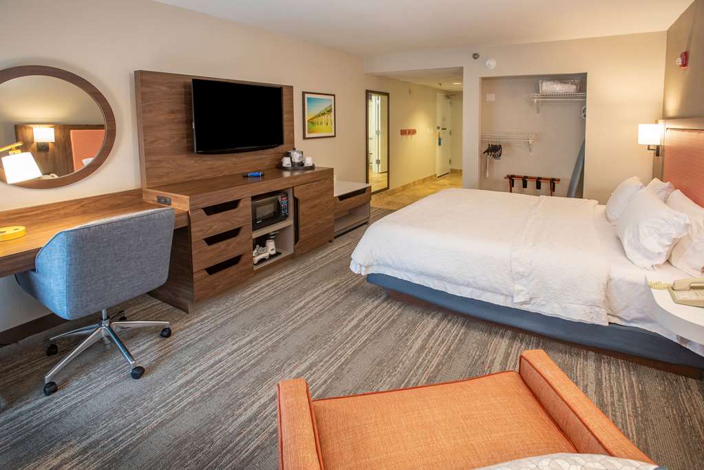 Фото Hampton Inn Pensacola-Airport