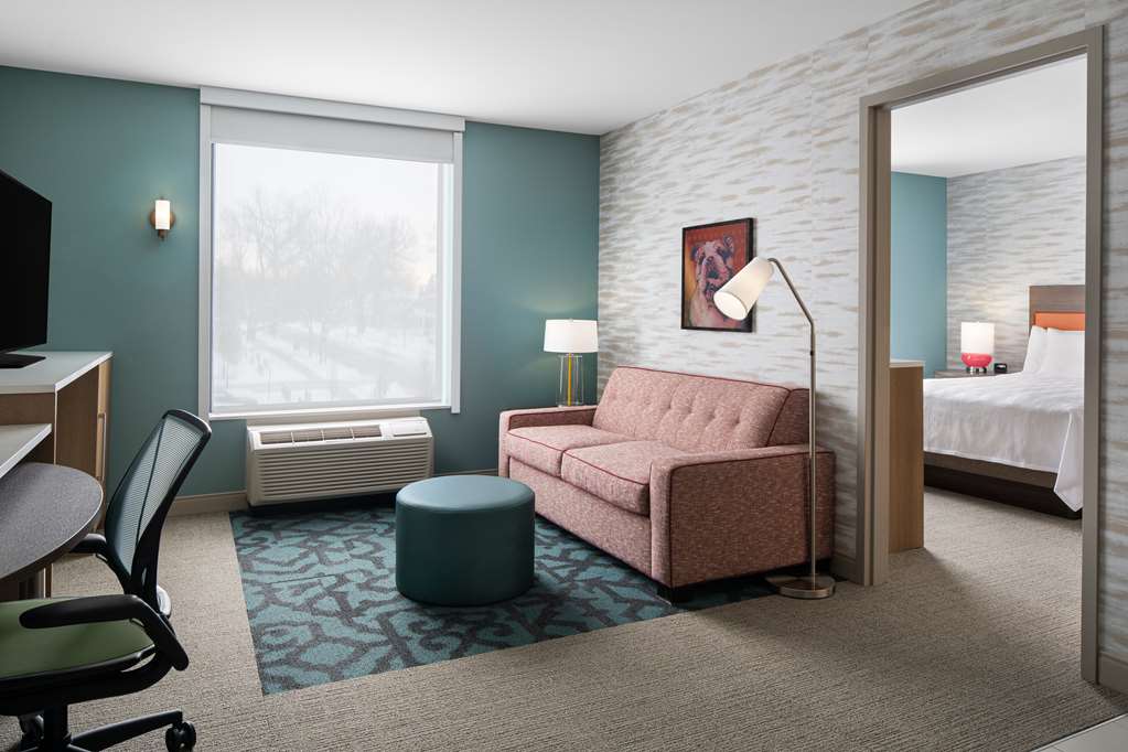 Фото Home2 Suites by Hilton Des Moines at Drake University