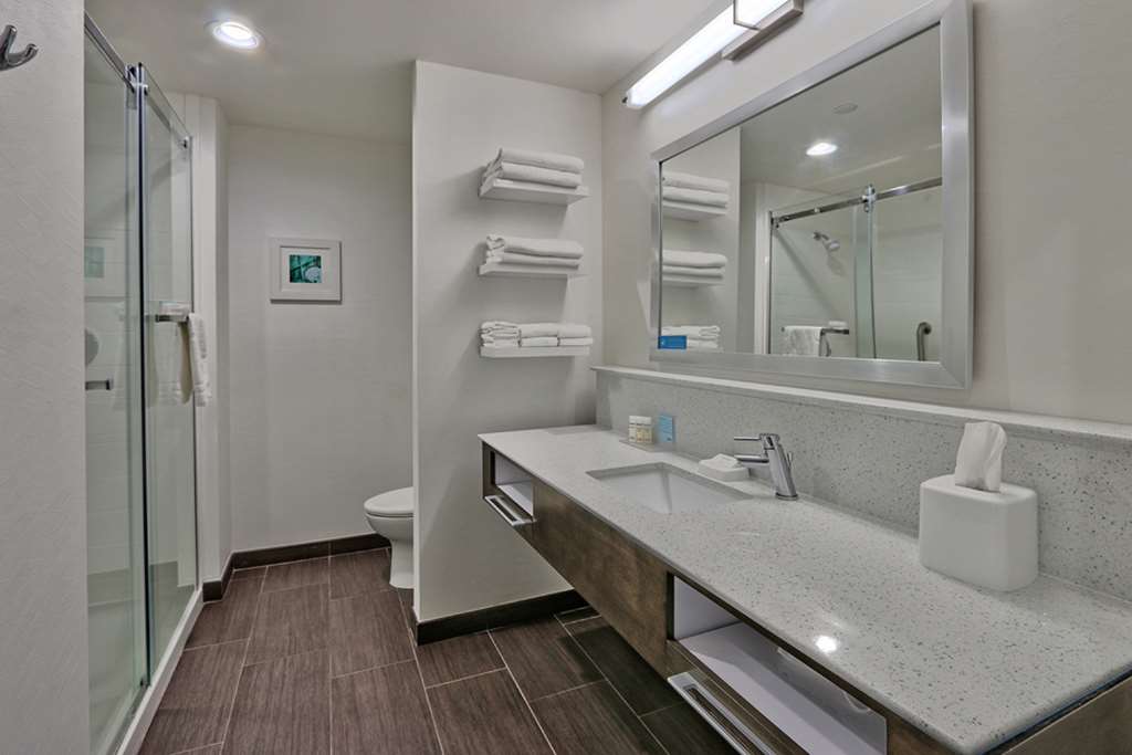 Фото Hampton Inn & Suites Guthrie