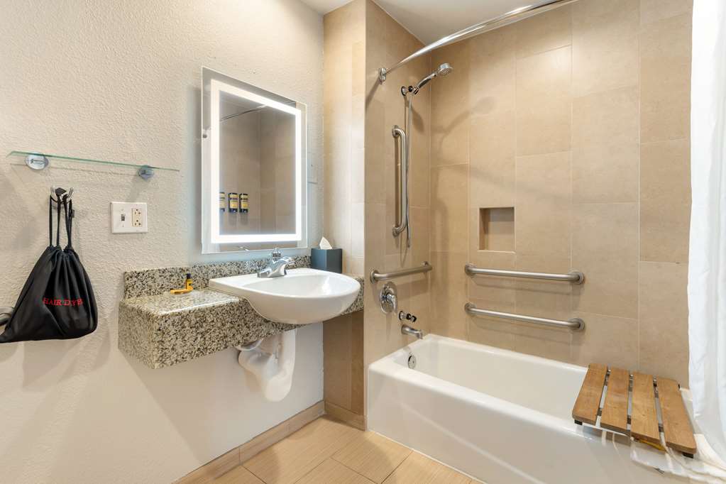 Фото Best Western Plus Rancho Cordova Inn