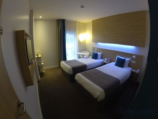 Фото Hotel Kyriad Le Mans Est