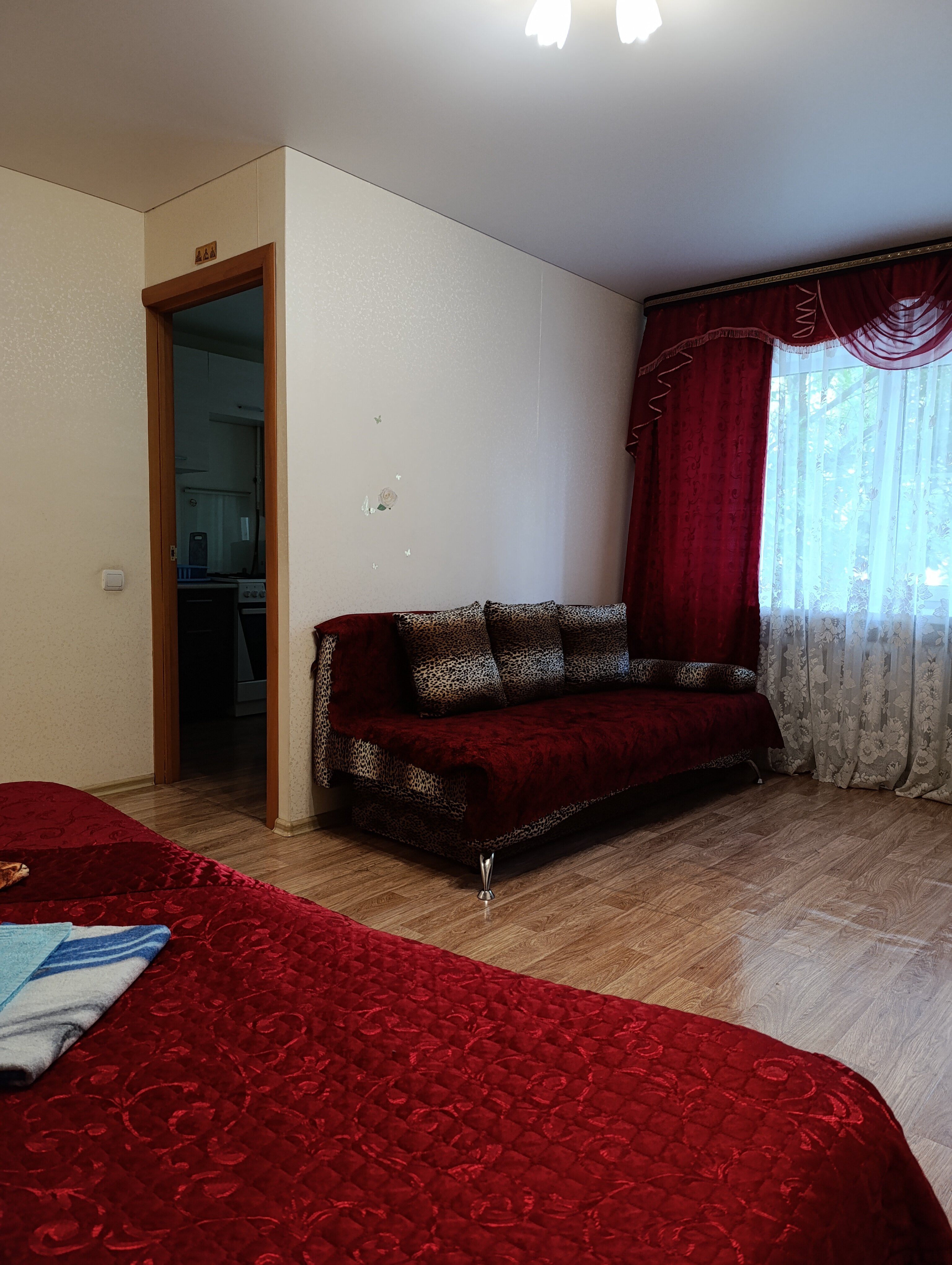 Фото отеля 1