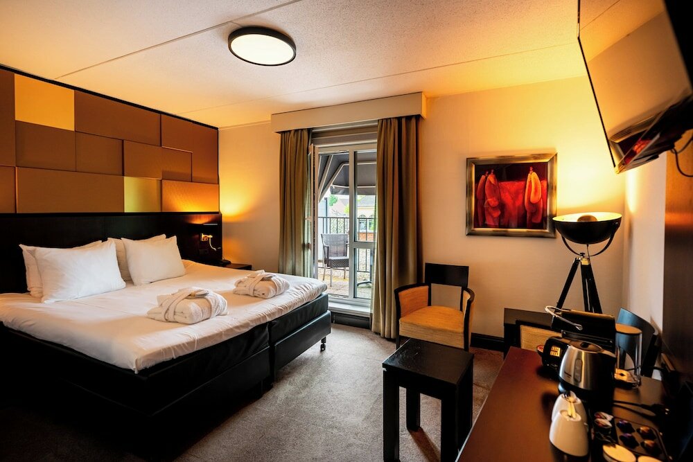 Фото Oranje Hotel Leeuwarden