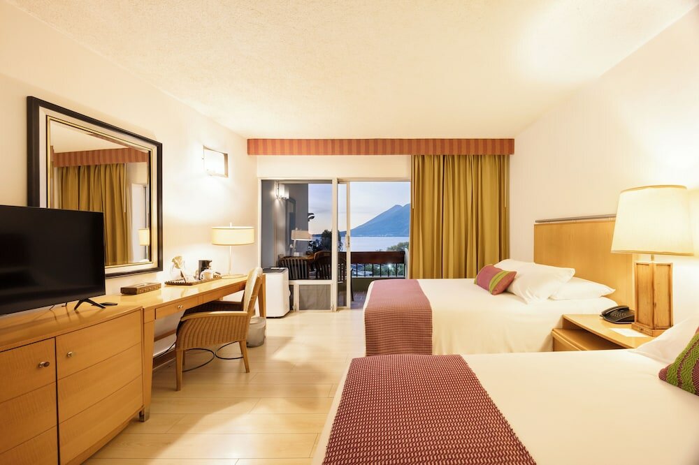 Фото Porta Hotel del Lago