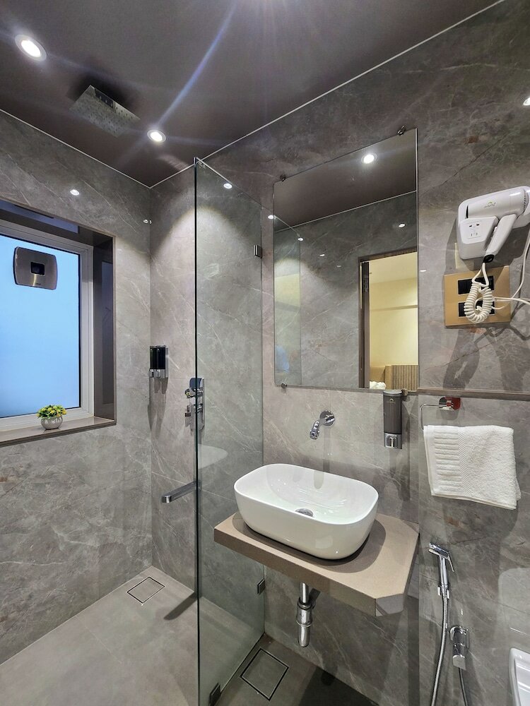 Фото Hotel Kalpana Palace