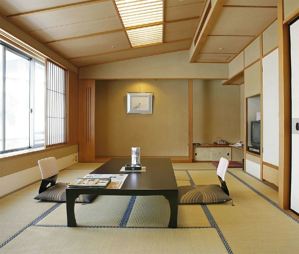 Фото Tamatsukuri Grand Hotel Choseikaku