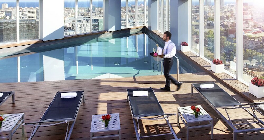 Фото Novotel Barcelona City