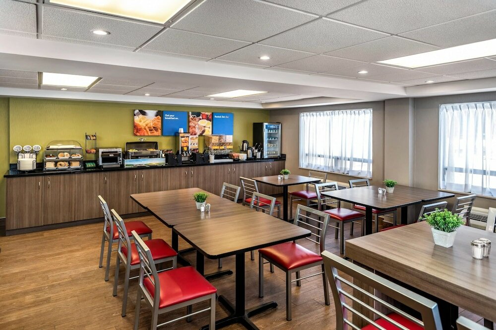 Фото Comfort Inn Truro