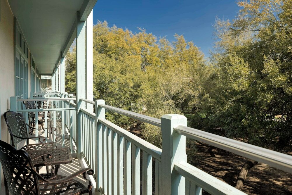 Фото Hyatt Regency Hill Country Resort & SPA