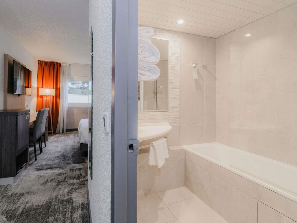 Фото Mercure Annecy Sud