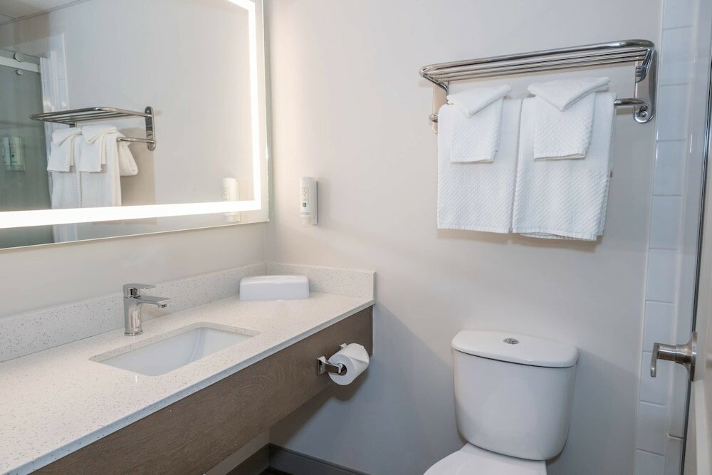 Фото Quality Inn & Suites