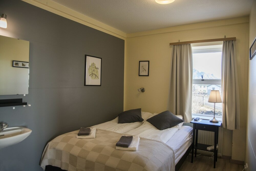 Фото Guesthouse Hvammur