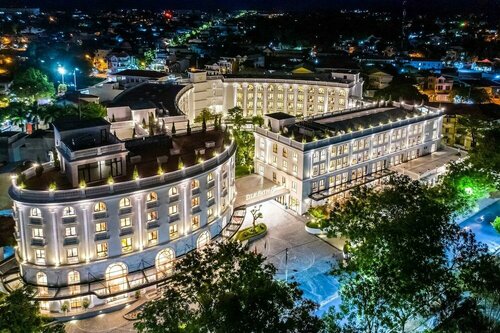Внешний вид отеля Silk Path Grand Hue Hotel в Фуонге Тхуане Хое, фото 1