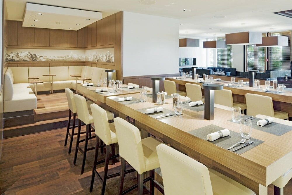 Фото Moevenpick Hotel Zurich Airport