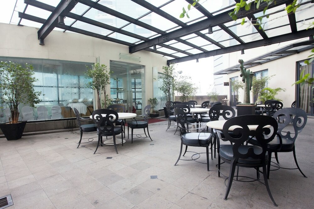 Фото Menara Peninsula Hotel Jakarta