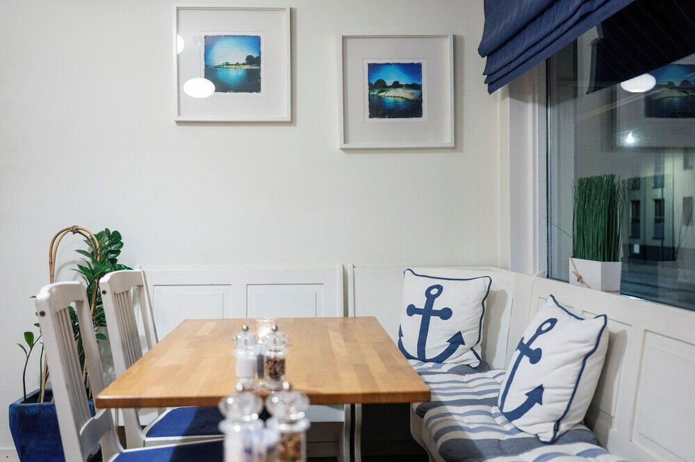 Фото Port Hotel