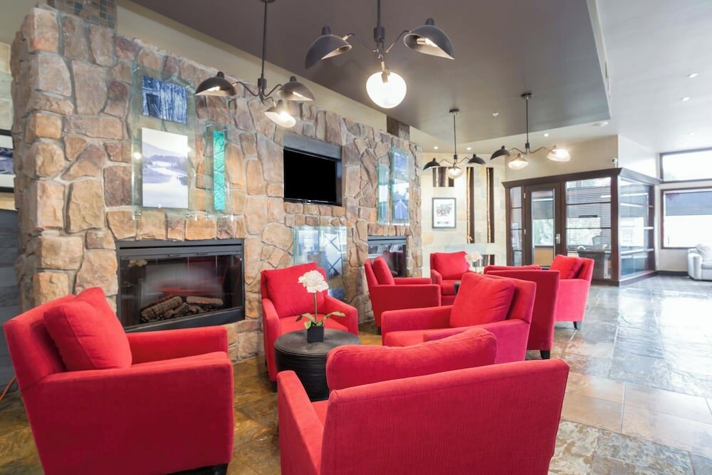 Фото Sandman Hotel Castlegar