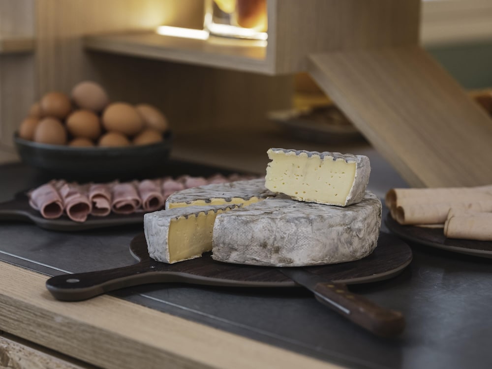 Фото Ibis Styles Paris Montmartre North