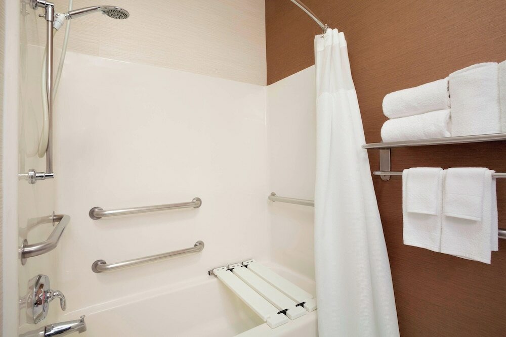 Фото Fairfield Inn & Suites Dallas Plano