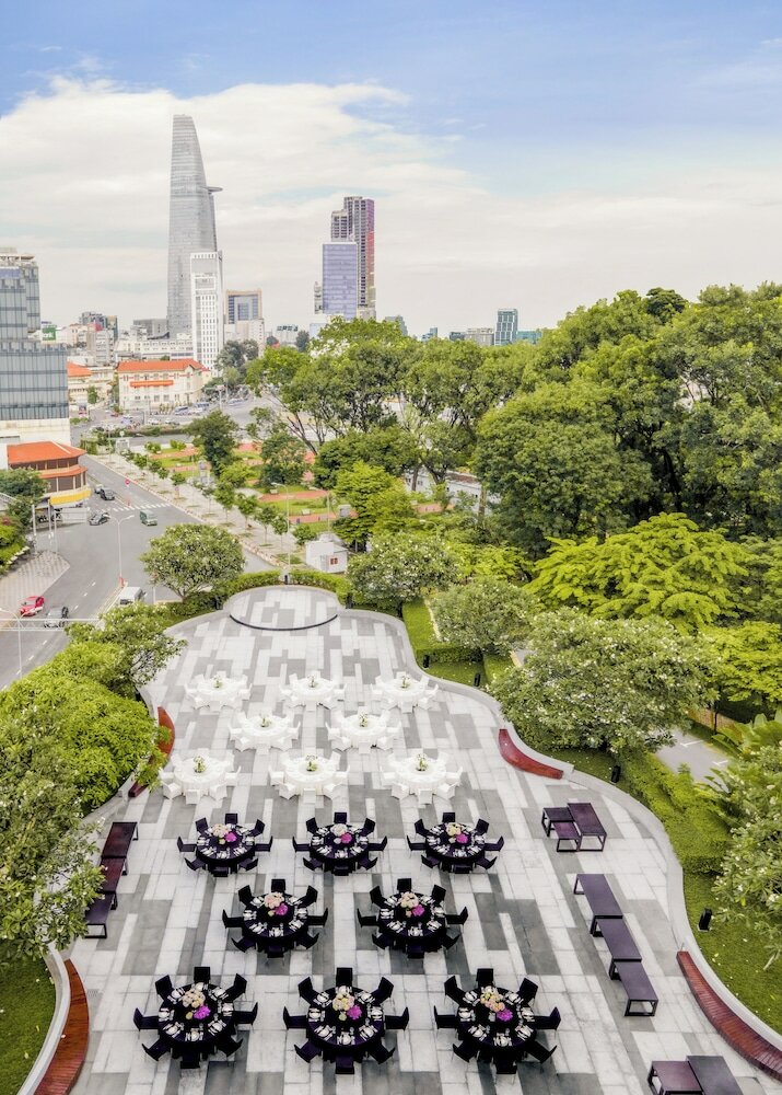Фото New World Saigon Hotel