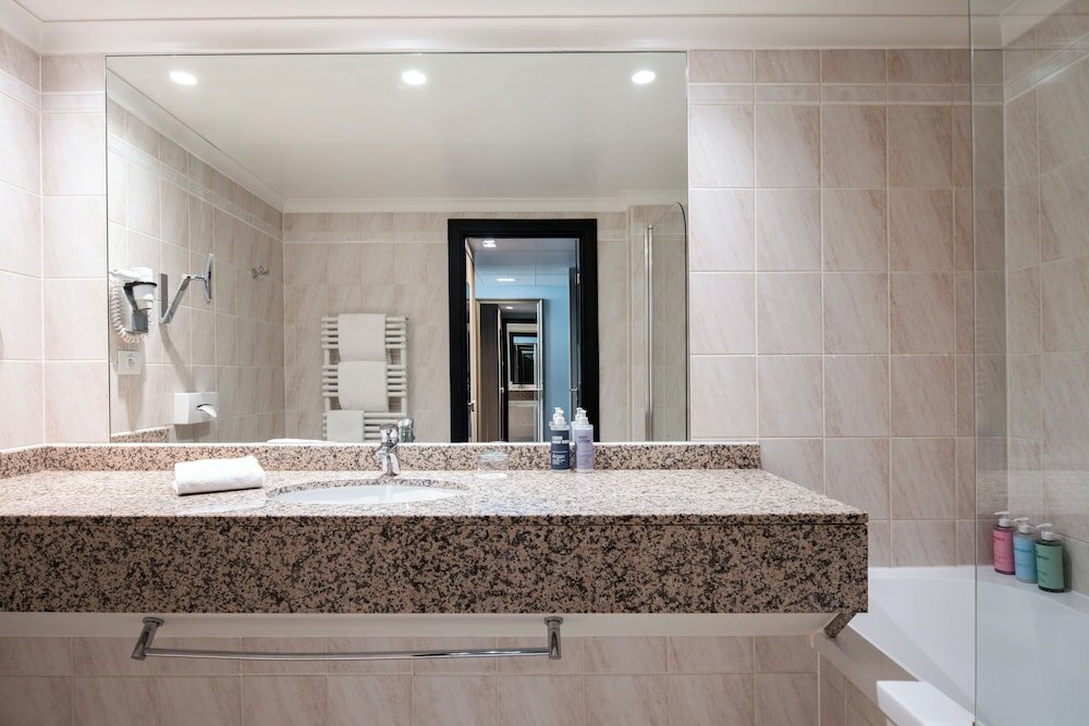 Фото Thon Hotel Bristol Stephanie