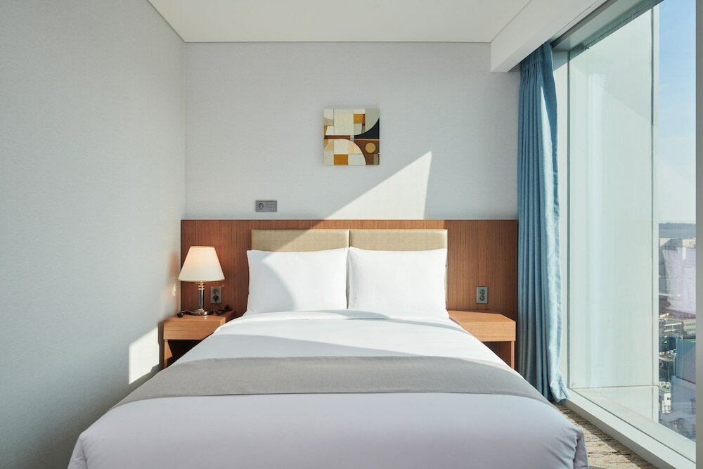 Фото Stanford Hotel Myeongdong