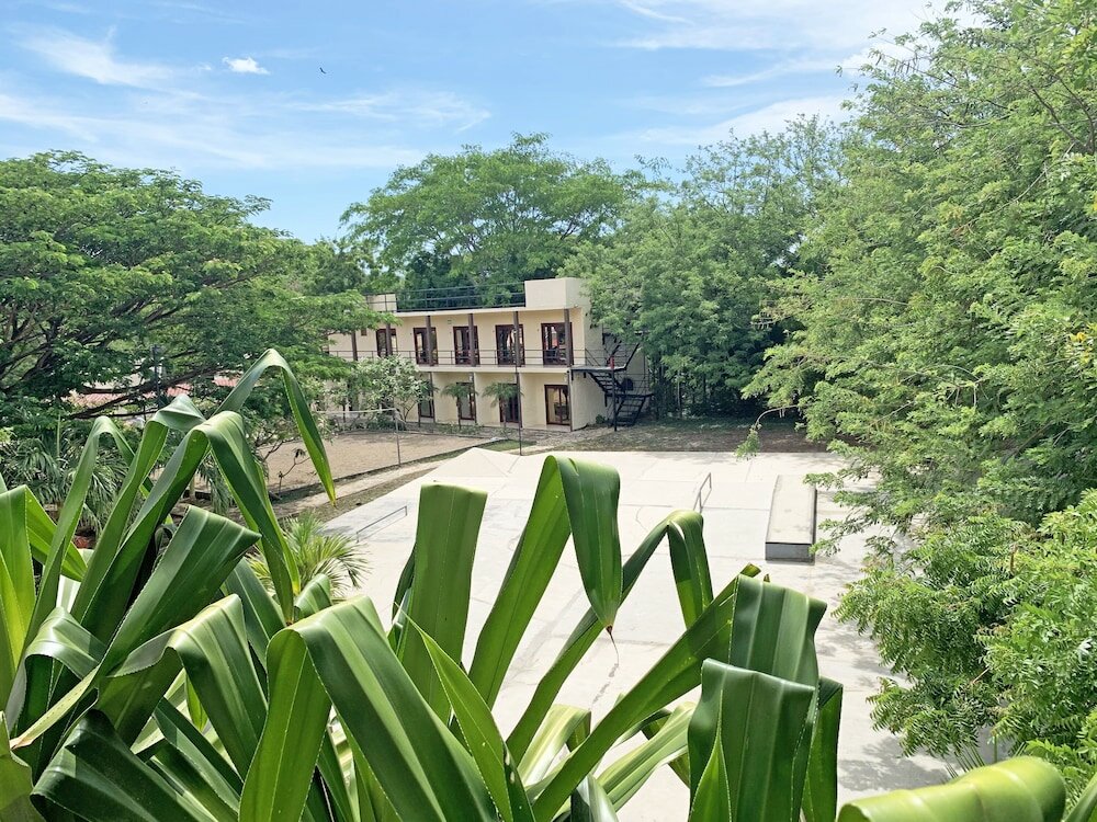 Фото Surf Ranch Hotel & Resort