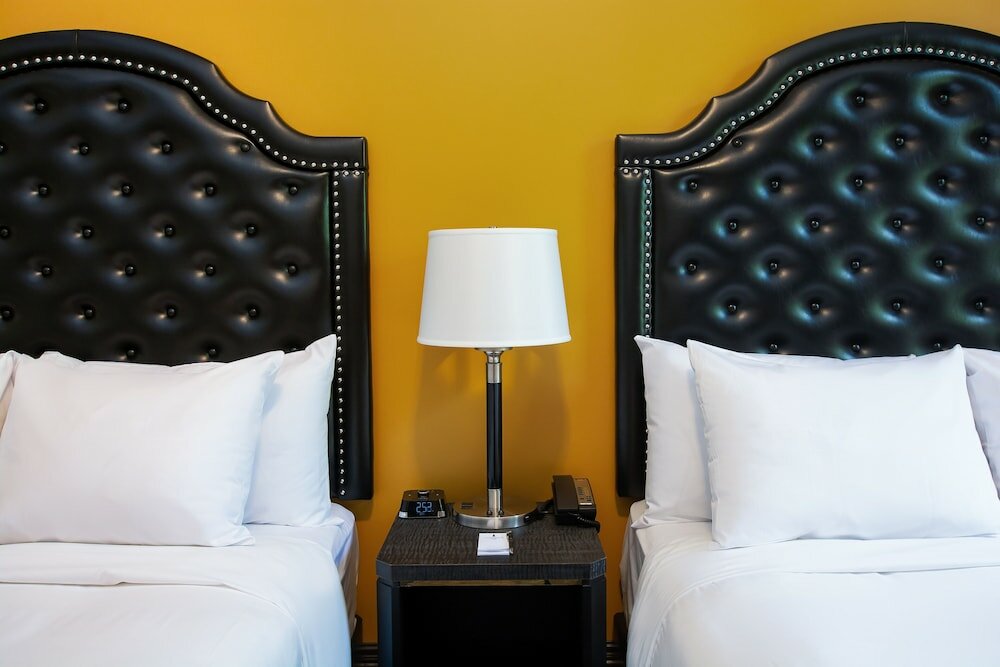 Фото Отель Clarendon