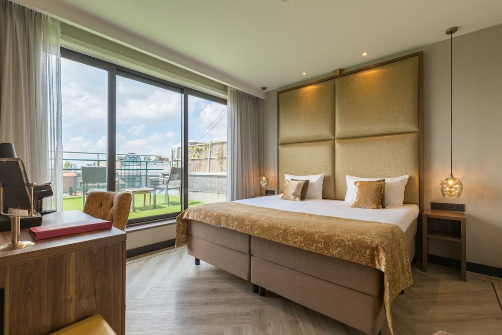 Фото Leonardo Hotel Antwerp The Plaza
