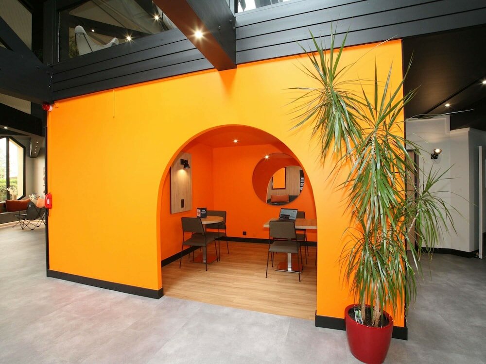 Фото Ibis Saint-Lô La Chevalerie