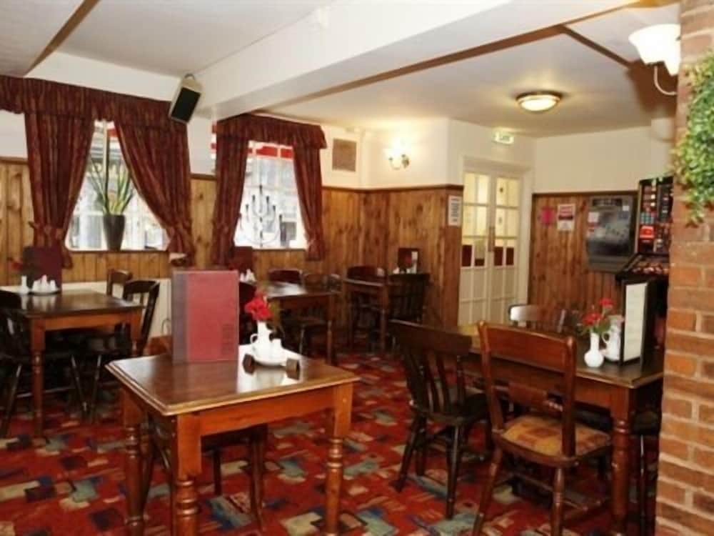 Фото The Bull Inn