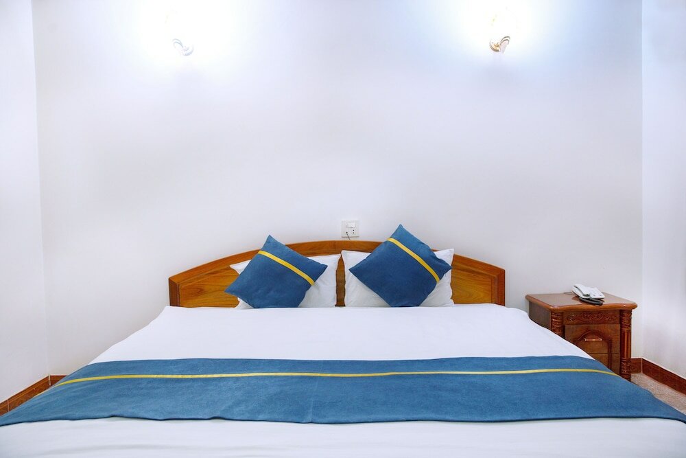 Фото Mittaphap Hotel II