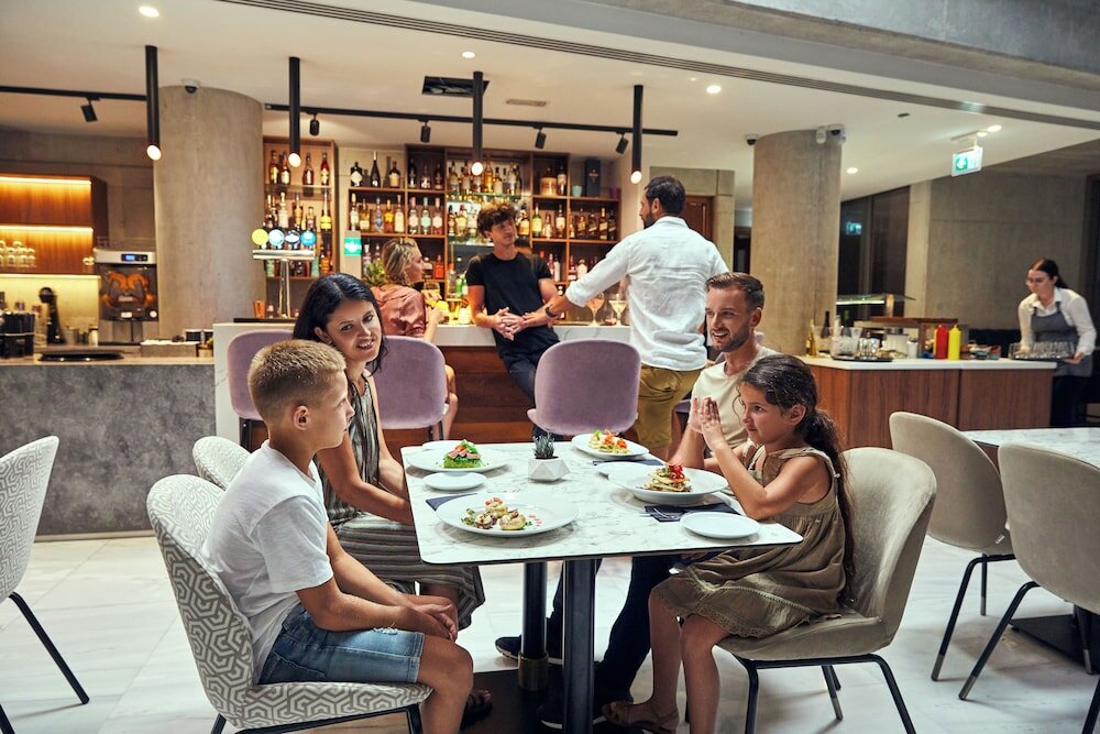 Фото Elysia Park