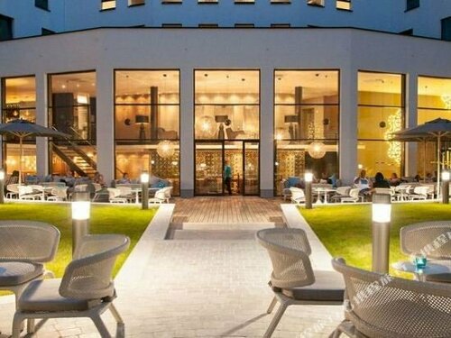 Внешний вид отеля Motel One Bremen в Бремене, фото 4