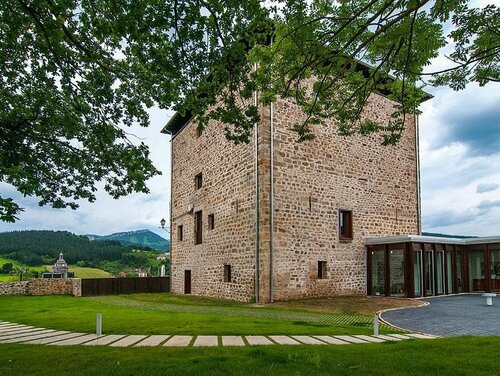 Внешний вид отеля Hotel Torre Zumeltzegi в Оñати, фото 1