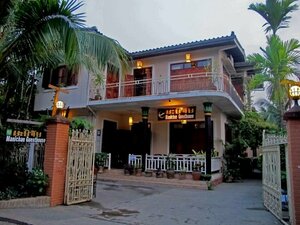 отель Manichan Guesthouse