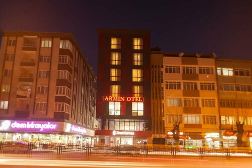 Armin Otel