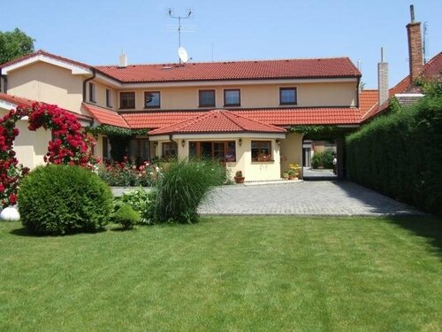 Гостиница Penzion 77 - Garni в Братиславском крае