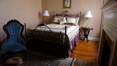 Гостиница The Swope Manor Bed & Breakfast в Геттисберге