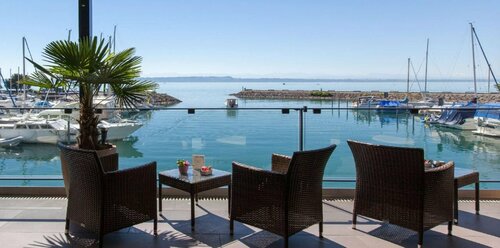 Гостиница Best Western Premier Hotel Beaulac в Нёвшателе