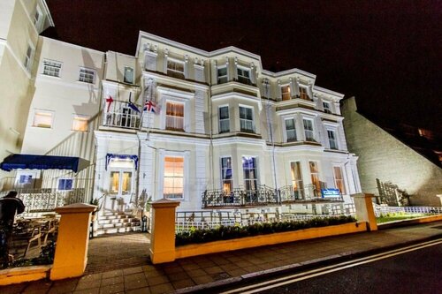 Гостиница The Carlton Hotel в Фолкстоне